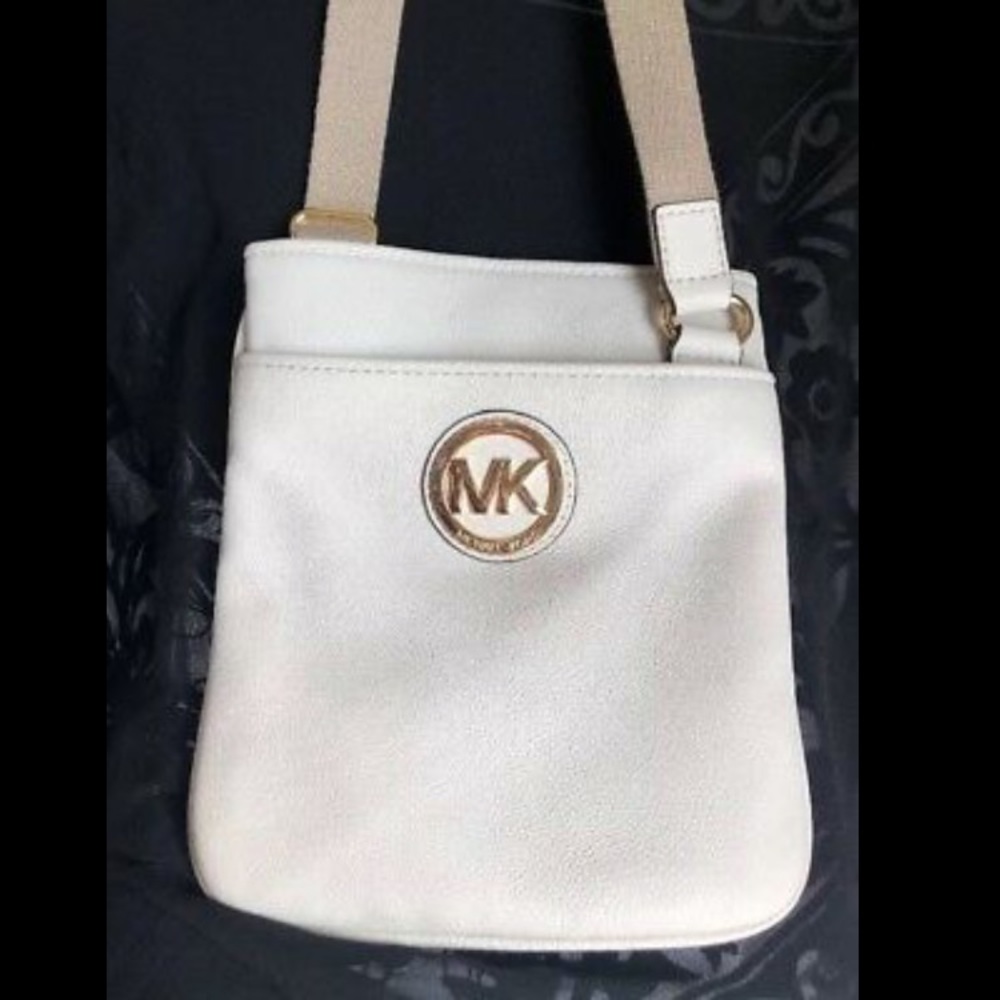 Michael Kors Fulton Crossbody
